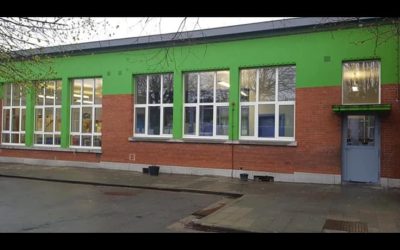Pose de châssis alu dans une école à Liège (Chênée)