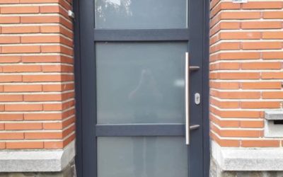 Rénovation de châssis et portes à Saive RAL 7016