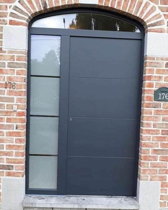 Pose de châssis et porte à Voroux-lez-Liers (Liège)